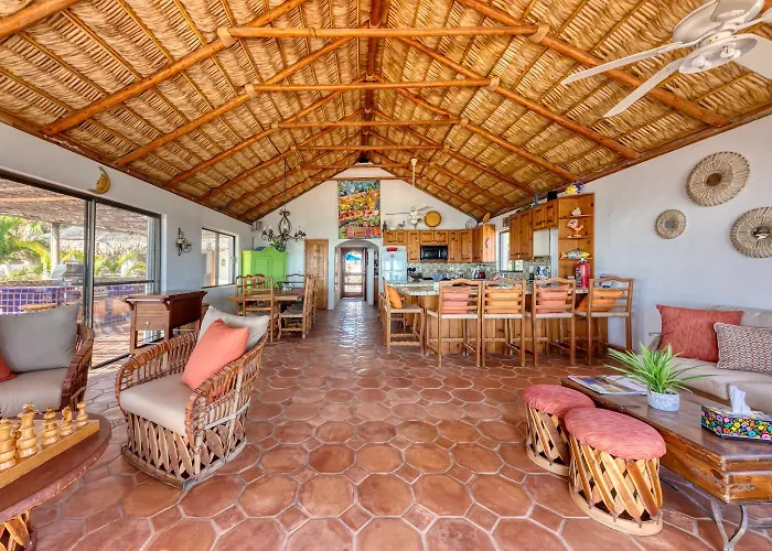 Dive House By Elite Destination Homes Holiday home